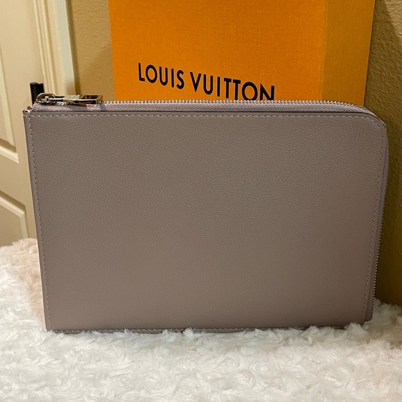 LOUIS VUITTON POCHETTE JULES PM CLUTCH HAND BAG TAUPE TAURILLON LEATHER